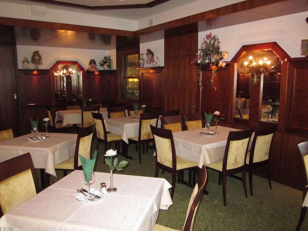Schwarzenbach am Wald Gasthof Rodachtal Mit Gaestehaus Katharina מראה חיצוני תמונה